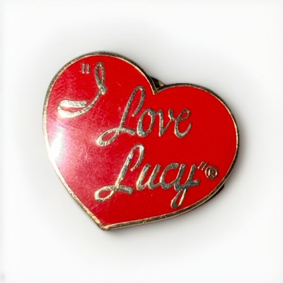 I Love Lucy Pin Lucille Ball Pin Vintage Hollywood Entertainment Memorabilia Pin - Picture 1 of 1